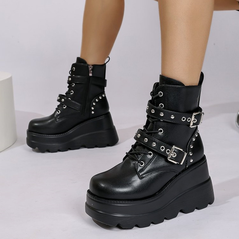女性革アンクルブーツ女性 2026 新秋冬ラウンドトゥレース - Leather Classic Strap のレビューと価格