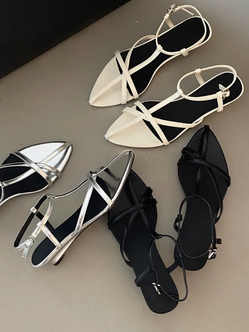 女性用ブラックパテントレザースプリットトゥフラットソールスリ - Leather Classic Strap のレビューと価格